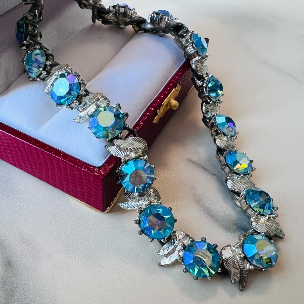 Fabulous 1960s Blue Aurora Borealis Crystal Choker - Fits 13" to 16"